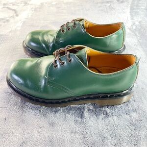 Dr. Martens Green Leather Oxfords size 5 men, 6.5 - 7 women